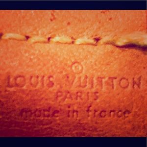 Authentic & vintage Louis Vuitton duffle bag